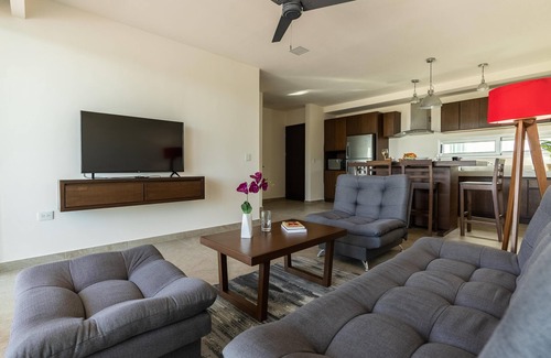 Isla Mujeres Condo | 1BR Condo w/Rooftop Pool