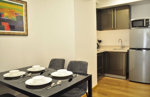 Downtown Apartment | 1BR Deluxe @ Milano 1901B