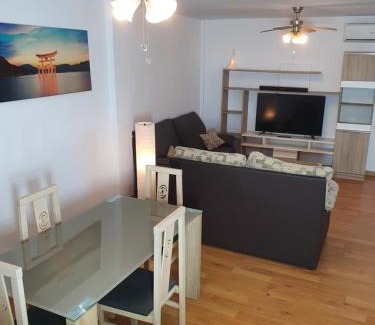 La Linea de la Concepcion Apartment | 1F, Aire Acondic, 80m2, 2 dormitorios, 4 huéspedes, WIFI GRATIS