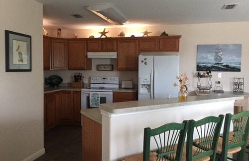 Aransas Pass House | 2 bed 2 bath, furnished, all utilities for long term renter!
