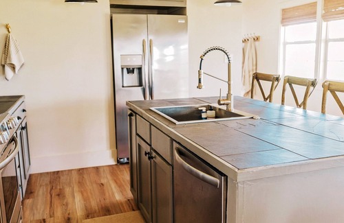 Leon County House | 2 Bed 2 Bath Private Ranch house on 50 Acres!