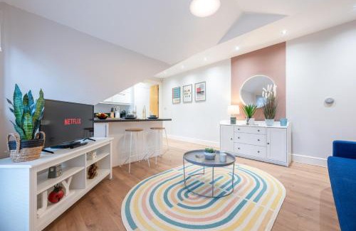 Pontcanna Apartment | 2 Bed Apartment - Cardiff City Centre - Free Parking