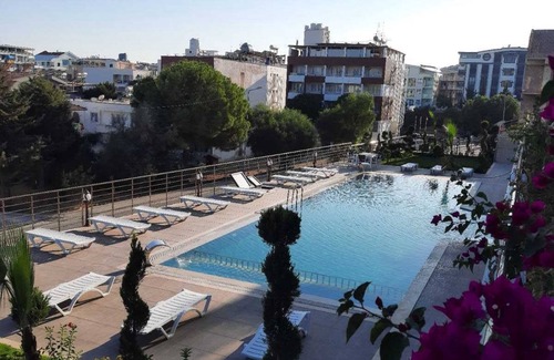 Altinkum Apartment | 2 Bed Apartment, great amenities only 300m to Alatinkum Beachfront