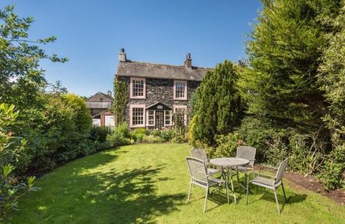 Bassenthwaite House | 2 Bed in Bassenthwaite SZ415