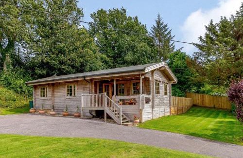 Child Okeford House | 2 Bed in Blandford Forum 61027
