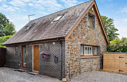 Llanrhidian Higher House | 2 Bed in Gower 95129