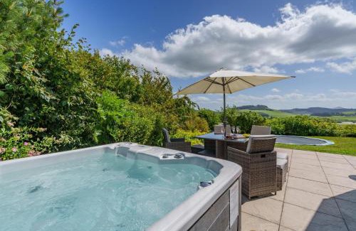 Cupar House | 2 Bed in Newburgh oc-g32594
