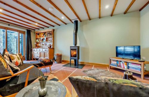 Penrith House | 2 Bed in Penrith 90230