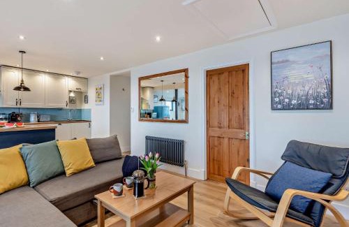 Whitstable House | 2 Bed in Seasalter WCC05
