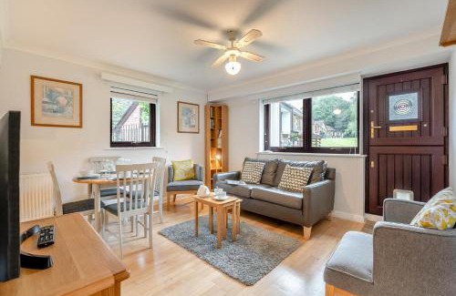Pevensey House | 2 Bed in Stone Cross oc-g33059