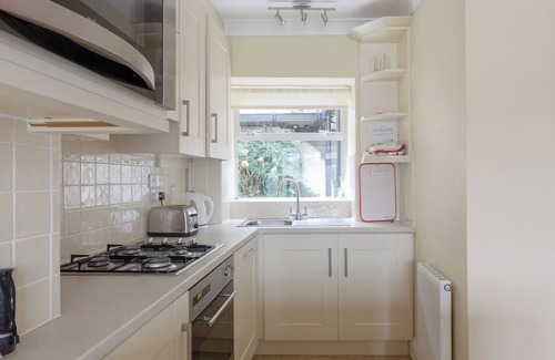 Dartmouth Cottage | 2 bedroom accommodation in Newcomen Road & Southtown