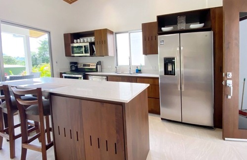 Ciudad Cortes House | 2 Bedroom 2 Bathroom Close to amenities with 2 wheel drive access