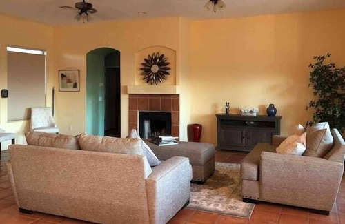 Rio Verde Foothills Apartment | 2 Bedroom 703028 by Houzlet