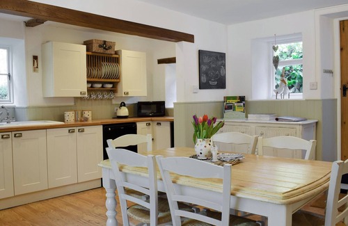 Shorwell Cottage | 2 bedroom accommodation in Shorwell