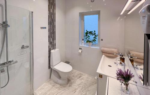 Fylsta House | 2 Bedroom Amazing Home In Kumla