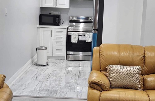 Caledon Apartment | 2 Bedroom Apartment - AnFull space with access to backyard, patio, and firepit