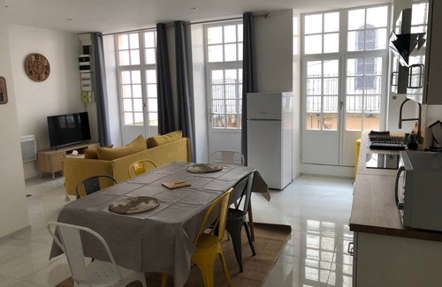 Montbard Apartment | 2-bedroom apartment in MONTBARD "Chez Delphine et Guillaume