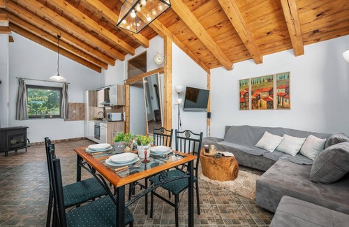 Valtura House | 2 bedroom awesome home in Pula