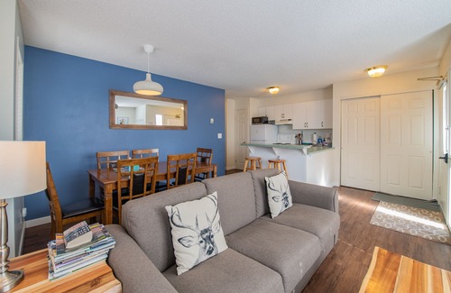 Harvie Heights Condo | 2 Bedroom/Bathroom Lodge in Rockies/Fireplace/Hot Tub/BBQ