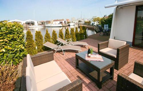 Lemmer House | 2 Bedroom Beautiful Home In Lemmer