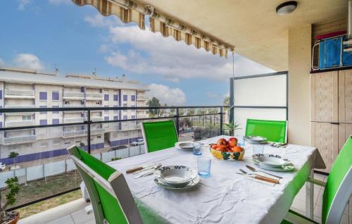 Chilches Apartment | 2 Bedroom Cozy Apartment In Moncafar