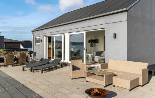 Sonder Stenderup House | 2 Bedroom Cozy Home In Bjert