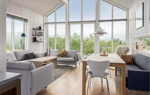 Vinje House | 2 Bedroom Cozy Home In Edland