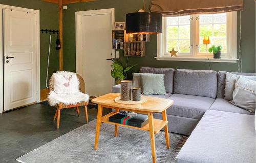 Sykkylven House | 2 Bedroom Cozy Home In Straumgjerde