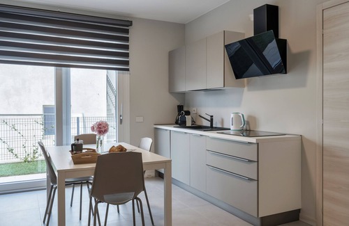 Rivoltella Apartment | 2 Bedroom Apartment in Desenzano del Garda