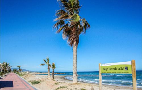 Cabanes Apartment | 2 Bedroom Lovely Apartment In Cabanes