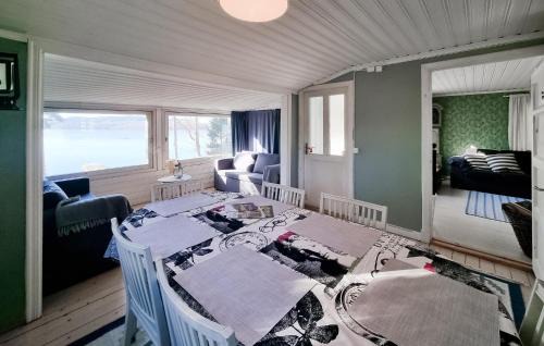 Alingsas House | 2 Bedroom Lovely Home In Alingsås