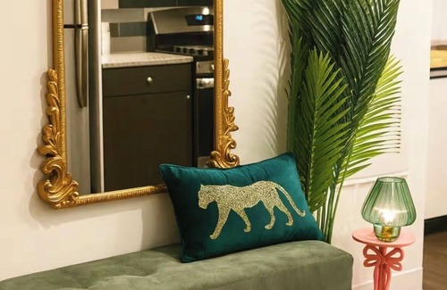 East Cambridge Apartment | 2-bedroom Luxury apartment in amazing Cambridge with Garage parking