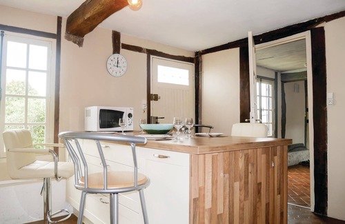 Berville-sur-Mer House | 2 bedroom nice home in Berville-sur-Mer