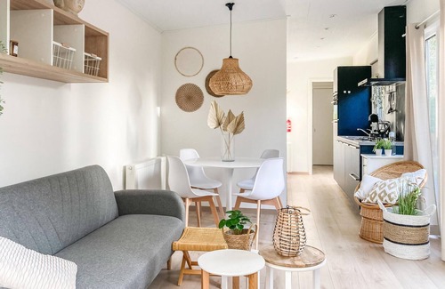 Heinkenszand House | 2 bedroom nice home in Heinkenszand