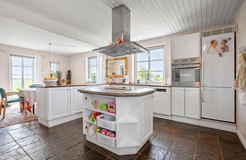 Sonder Bork House | 2 bedroom nice home in Hemmet