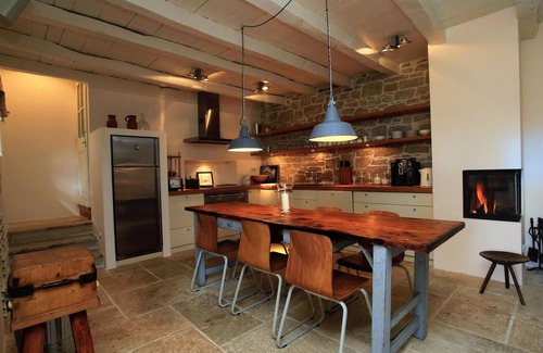 Visnjan House | 2 bedroom pet friendly home in Porec