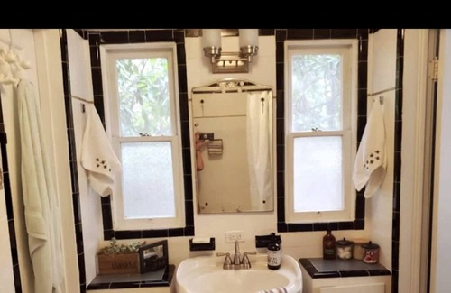Fresno Cottage | 2 bedroom private entrance pool suite