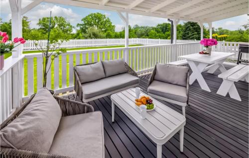 Kolczewo House | 2 Bedroom Stunning Home In Kolczewo