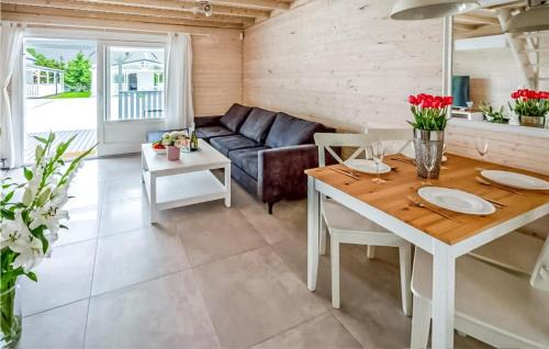 Kolczewo House | 2 Bedroom Stunning Home In Kolczewo