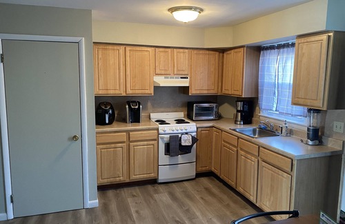 Albany House | 2 bedroom town house with game room