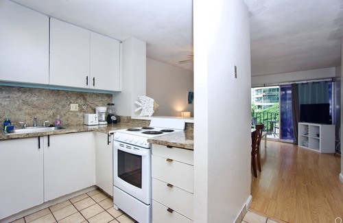 McCully - Moiliili Apartment | 2 Bedroom Waikiki Vacation Rental