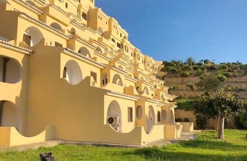 Vale de Centianes Apartment | 2 bedrooms appartement at Carvoeiro 20 m away from the beach with sea view and enclosed garden