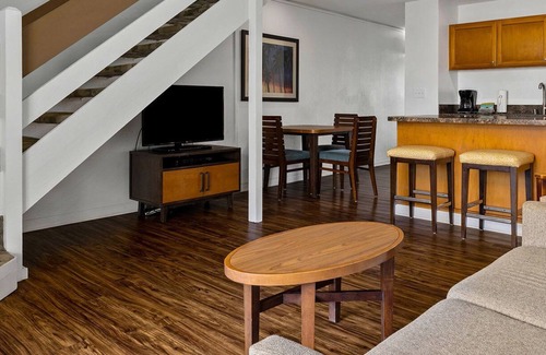 Kapaa Condo | 2 BR Condo @ Oceanfront Resort Kapaa Shore