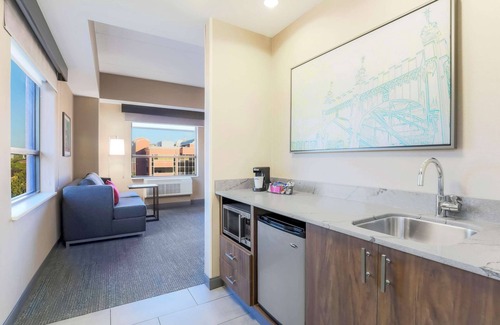 Downtown Pittsburgh Apartment | 2 Connecting Suites at a Hotel
