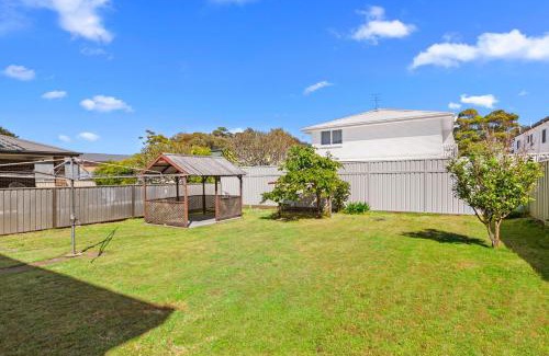 Shoal Bay House | 2 Rigney Street Shoal Bay