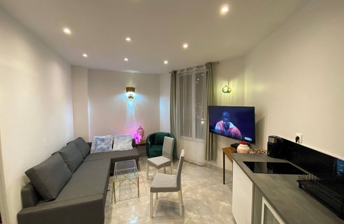 Pierrefitte-sur-Seine Apartment | 2-room apartment - 600m from metro 13