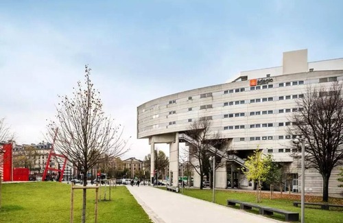 Quartier du Pont-de-Flandre Apartment | 2 Rooms 4 People