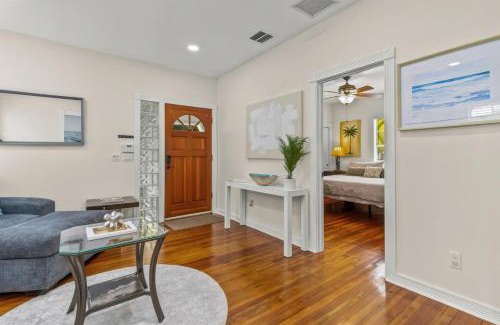 Grandview Heights House | 2 Units w Heated Pool 5BR WPB Retreat N Downtown