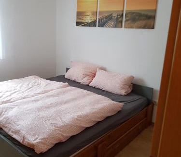 Munchen District Apartment | 2 Zimmer Wohnung mit Balkon - Nähe Messe