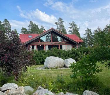 Umea Municipality Villa | 20 min to Umeå 6-7 guests, sea, lake, forest and golf